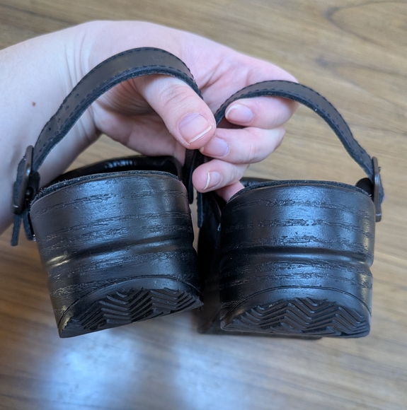 Dansko Ingrid Clog Black Oiled Leather Ankle Strap Slip On Shoes Size 39, 8.5-9 - Picture 13 of 15